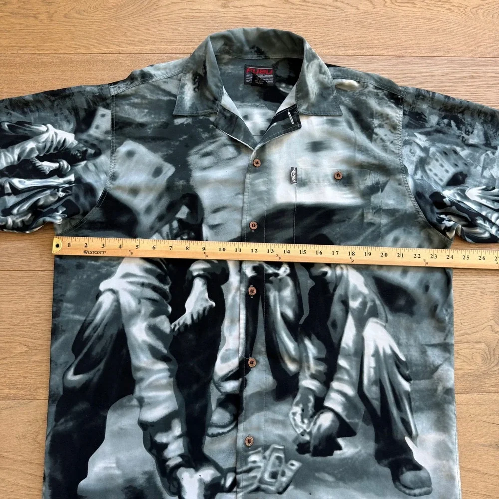 Vintage FUBU Mens Dice Game Graphic Shirt Gray Black Short Sleeve Button Up L‎